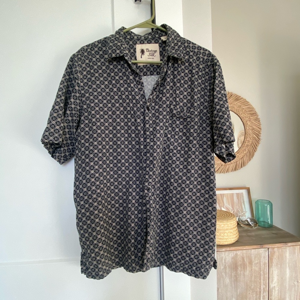 Vintage Silk Retro Geometric Black and Gray Patterned Men's Shirt